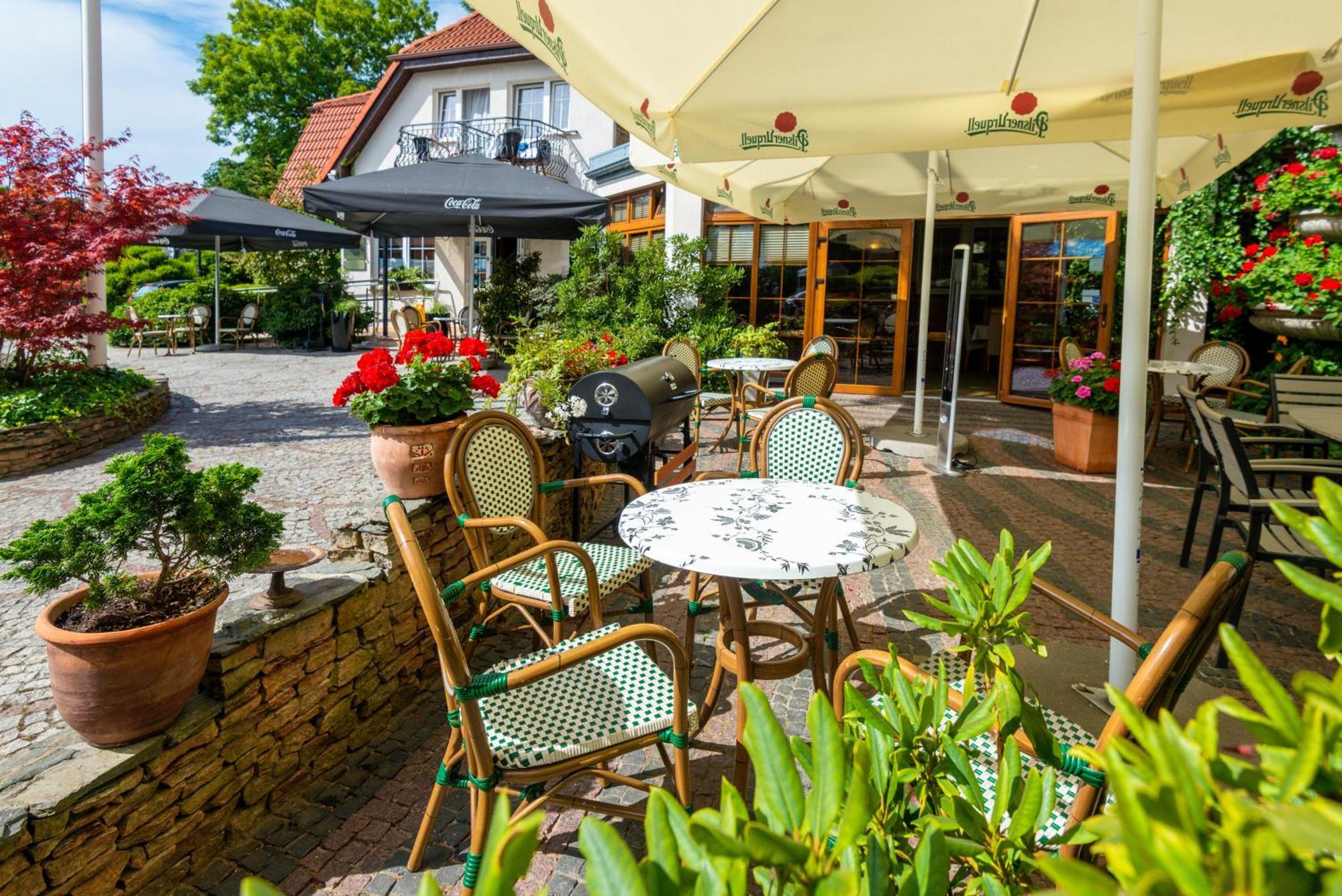 Dworek Morski Spa & Wellness Mielno  Exterior foto